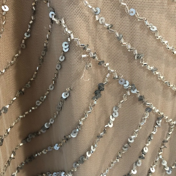 Adrianna Papell dress size 6 silver/nude - Picture 4 of 6